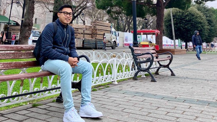 Dwi Setyawan, desainer perhiasan UBS Gold. Karyanya banyak dipakai selebritas dunia.