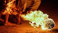 Permainan tradisional tersebut kembali digelar setelah sempat terhenti akibat pandemi COVID-19. 