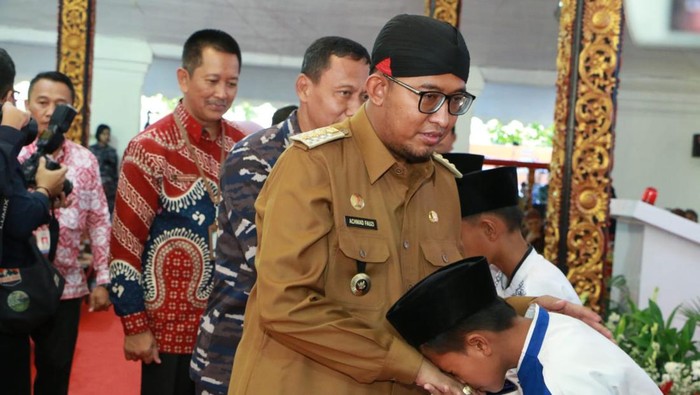 Bupati Sumenep Achmad Fauzi