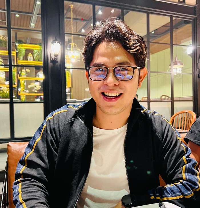 Cakra Khan