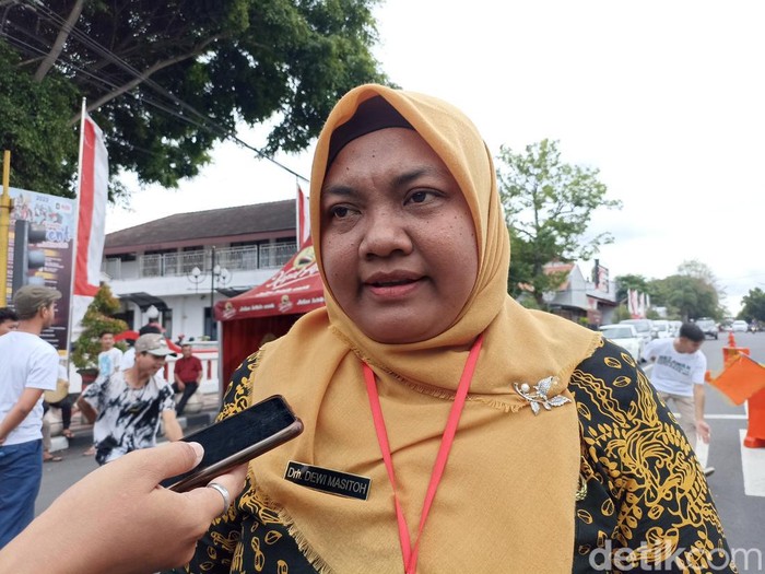 Dinas Ketahanan Pangan dan Pertanian (DKPP) Kota Blitar tengah memperketat mobilitas sapi ternak. Itu dilakukan untuk mencegah antraks dan penyakit sapi lainnya.