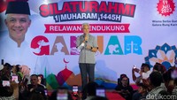 Ganjar menilai dinamika politik yang terjadi semakin menantang menjelang Pilpres 2024. Dia meminta para relawan semakin merapatkan barisan untuk menyiapkan taktik.