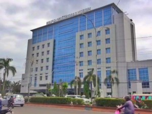 Meninggal Usai Operasi Katarak, Dokter-Dirut RSMH Dilaporkan ke MDP