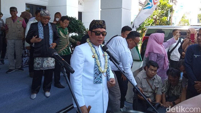 Gubernur Jabar Ridwan Kamil