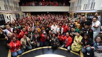 Sebelumnya, Sekjen PDIP Hasto Kristiyanto menyatakan soal jurkam ketika memberikan pemaparan terhadap 300 kader gabungan parpol pengusung Ganjar Pranowo dan 150 relawan yang akan dilatih menjadi jurkam untuk pemenangan Ganjar Pranowo, di Gedung iNews Tower Kebon Sirih Jakarta Pusat, Senin (17/7).