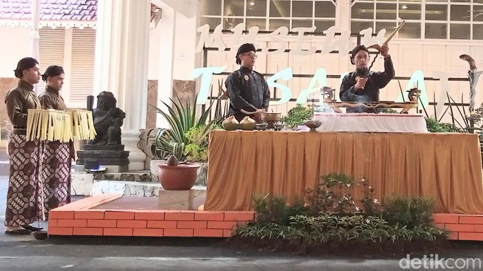 Jaman pusaka di Museum Tosan Aji Purworejo dalam menyambuh Tahun Baru Jawa, Rabu (19/7/2023).