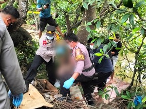 Mayat Pria Tanpa Identitas Ditemukan di Sungai Samping RSUD Kendari