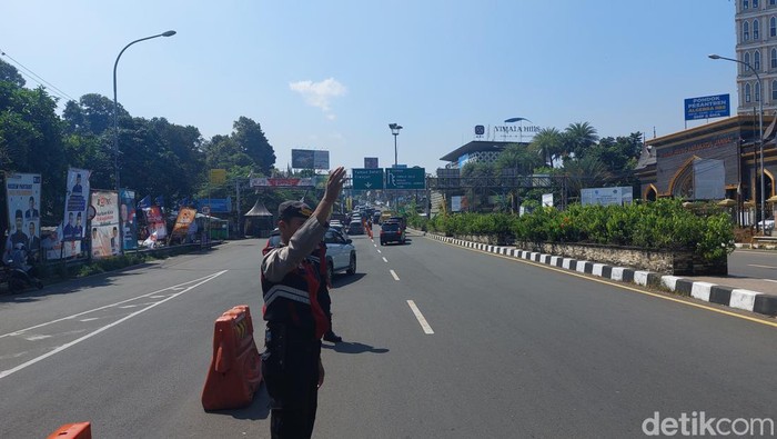 Kondisi di Puncak Bogor saat libur Tahun Baru Islam (Solihin/detikcom).