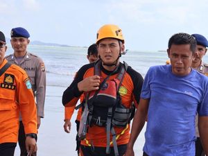 8 Jam Terombang-ambing di Laut, ABK di Bangka Akhirnya Dievakuasi