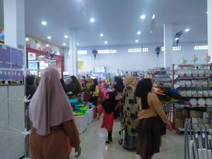Melihat Tradisi Masyarakat Bugis-Makassar Sambut Muharram, Beli Ember-Gayung