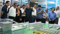 Menteri Bahlil menyatakan bahwa kunjungan tersebut merupakan tindak lanjut atas rencana investasi Xinyi Group di Kawasan Rempang Eco-City yang terletak di Batam, Kepulauan Riau. 