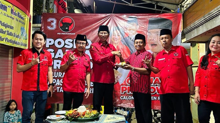 PDIP resmikan posko Ganjar Presiden di Kapas Madya Surabaya