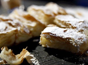 5 Makanan Rating Terendah di Dunia Menurut TasteAtlas