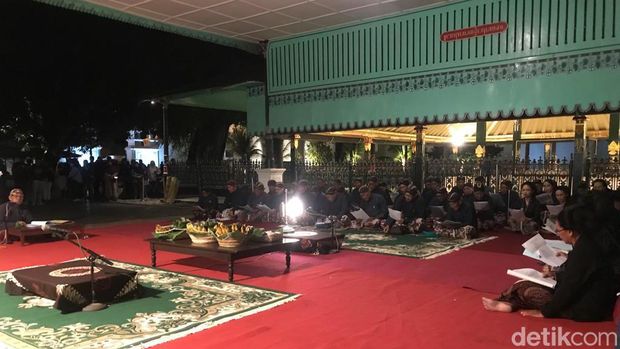Prosesi jelang Mubeng Beteng Keraton Jogja, Rabu (19/7/2023).