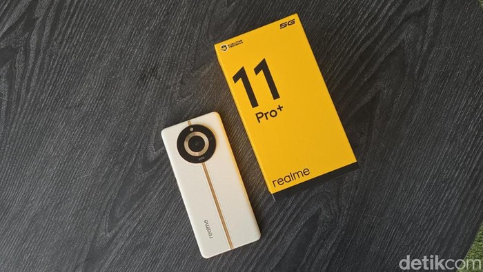 Realme 11 Pro Plus