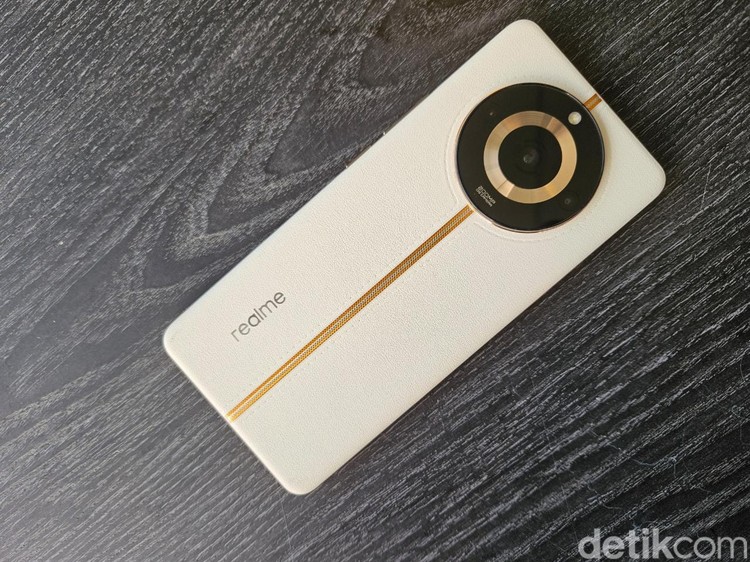 Realme 11 Pro Plus