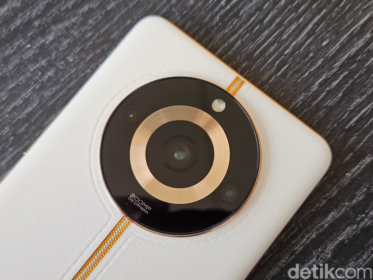 Realme 11 Pro Plus
