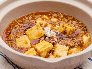 Resep Tofu Saus Szechuan yang Pedas Nendang Bikin Selera Makan