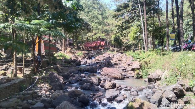 Salah satu spot di Curug Leles, Majalengka