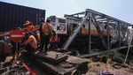 Suasana Jalur Kereta Semarang Pasca Kecelakaan KA Brantas Vs Truk