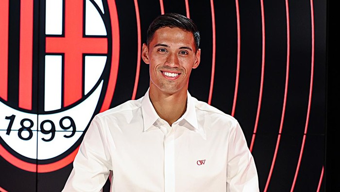 Tijjani Reijnders resmi gabung AC Milan