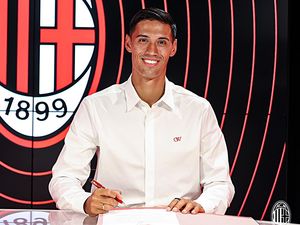 AC Milan Resmi Rekrut Pemain Keturunan Indonesia
