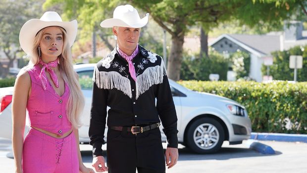 Cuplikan adegan di film Barbie (2023).