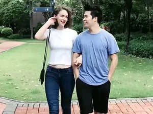 Kisah Bule Kaya Dinikahi Anak Petani, Berawal dari Salah Paham Bahasa Isyarat