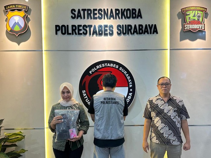 DO, Pengedar sabu di Surabaya saat ditangkap