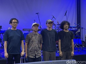 Konser Efek Rumah Kaca Modal Sendiri, Cholil Mahmud: Melakukan Sesuatu yang Boncos!