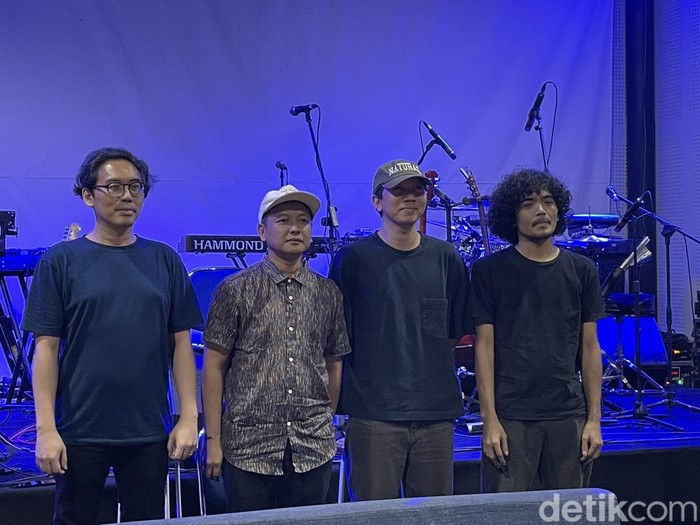 Efek Rumah Kaca saat ditemui di kawasan Jakarta.