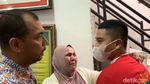 Momen Haru Ayah-Ibu Ken Admiral Peluk Anak AKBP Achiruddin