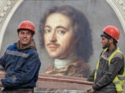 Potret Kontras Keseharian Warga Rusia Dalam Bidikan Kamera