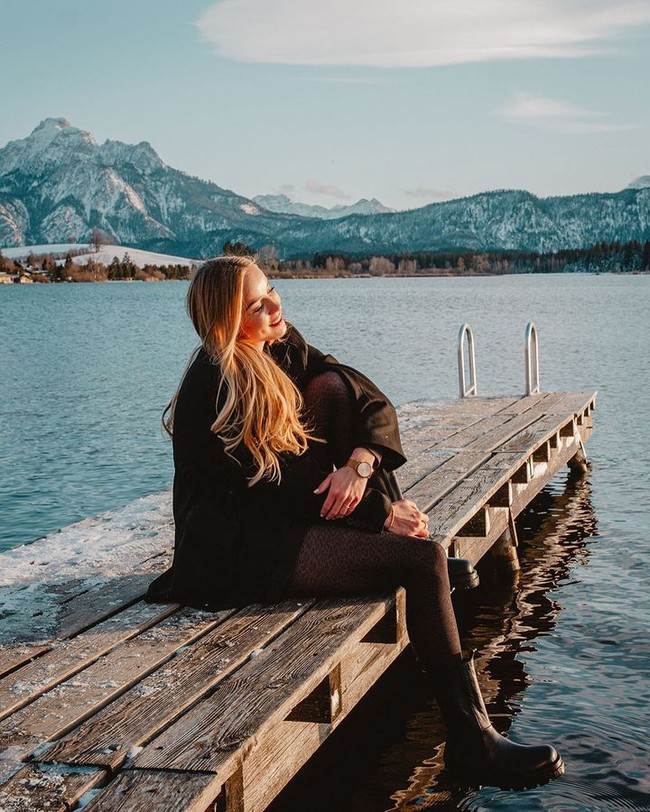 Dalam postingannya, Giulia mengaku sedih dan kecewa karena ketidakhadirannya dalam ajang bergengsi itu.  Foto: Instagram