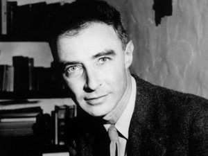 10 Fakta Mencengangkan Robert Oppenheimer, Bapak Bom Atom