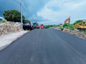 Giri Prasta Pastikan Pembangunan Jalan Lingkar Selatan Dikerjakan Bertahap