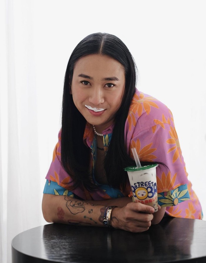 Jovi Adhiguna, Pengusaha Minuman Boba dan Jajanan Korea yang Stylish Jovi Adhiguna, Pengusaha Minuman Boba dan Jajanan Korea yang Stylish