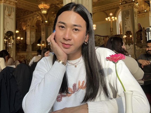 Jovi Adhiguna, Pengusaha Minuman Boba dan Jajanan Korea yang Stylish