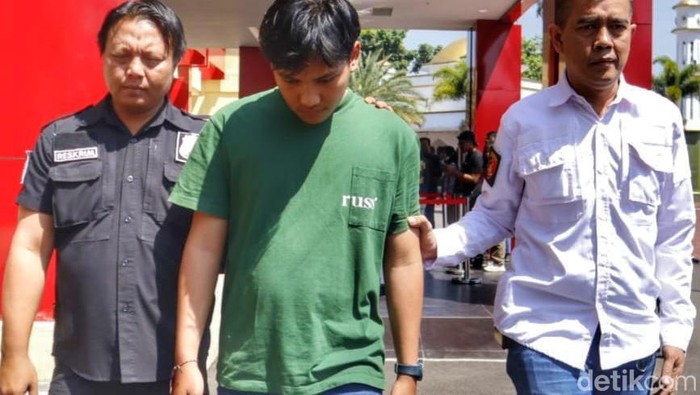 Laporan palsu berujung bui.