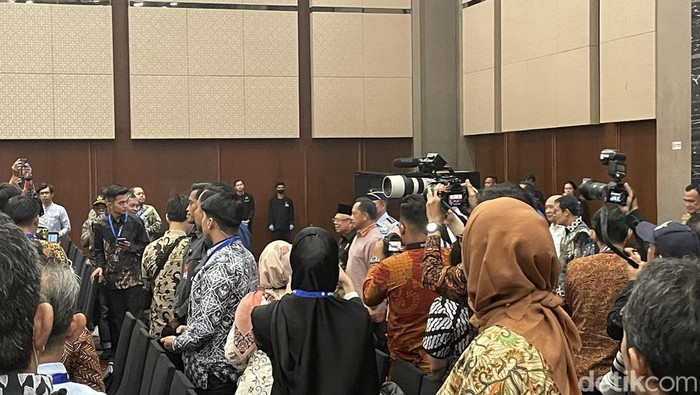 Maruf Amin Hadiri Rakernas Apkasi