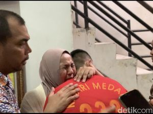 Momen Haru Anak Achiruddin Peluk dan Minta Maaf ke Ortu Ken Admiral