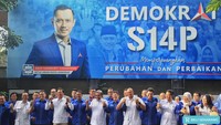 Senada, Sekjen Partai Gerindra Ahmad Muzani menuturkan pertemuan hari ini untuk menyambung persaudaraan. Dia menyebut persaudaraan yang telah dibangun SBY, AHY dan Prabowo harus terus dijaga.