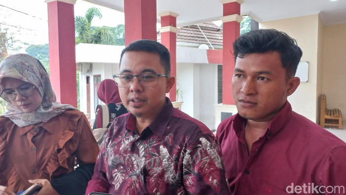 Pengacara Yunita Sari Anggraini, terdakwa pencabulan 17 anak di Jambi.