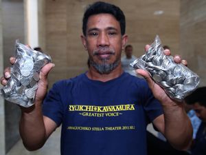 Pedagang di Ternate Tukarkan Uang Koin Senilai Rp 9 Juta ke BI