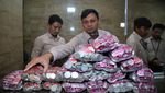 Pedagang di Ternate Tukarkan Uang Koin Senilai Rp 9 Juta ke BI