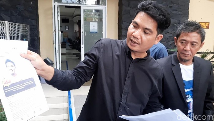 Charma Afrianto laporkan dua akun medsos yang menudingnya memeras Wali Kota Palembang, Harnojoyo soal revitalisasi Pasar 16 Ilir.