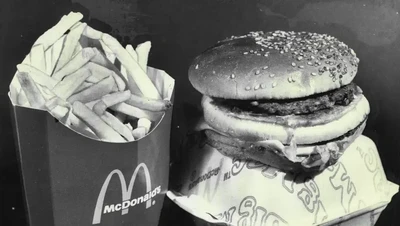 Bikin Nostalgia! Ini 8 Potret Jadul McDonalds Tahun 1970-an