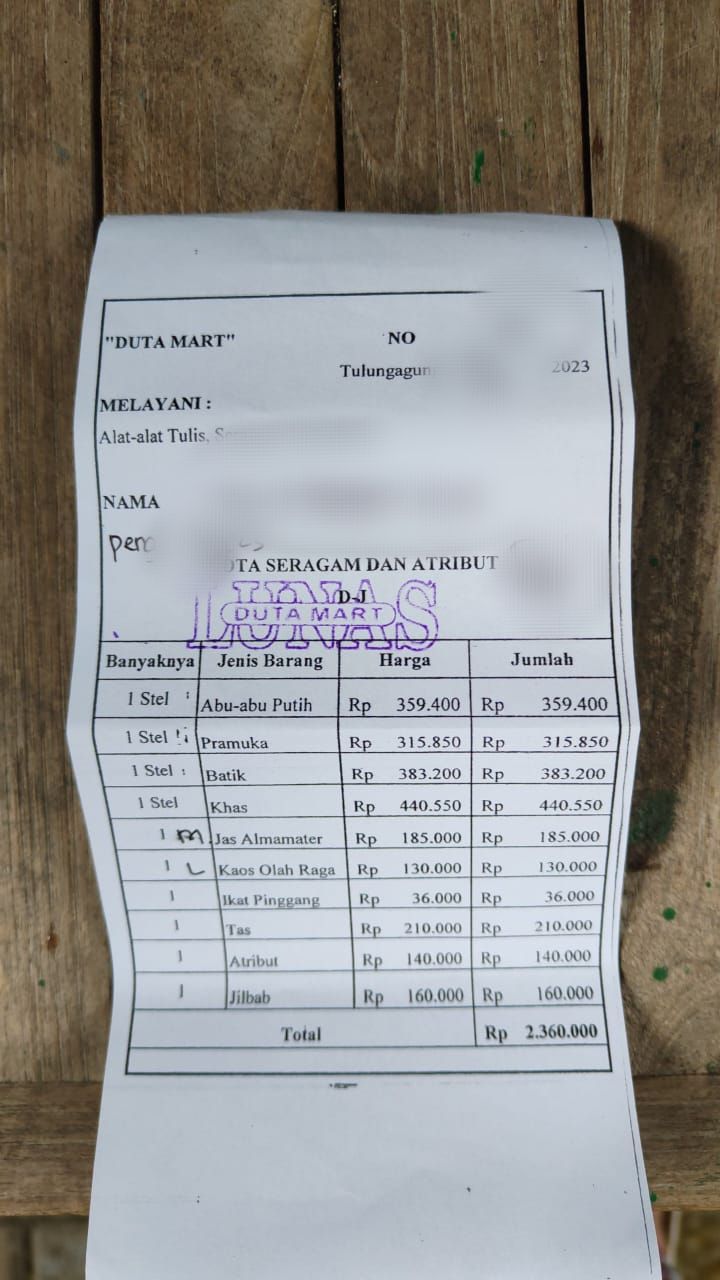 Rincian biaya seragam dan atribut SMA di Tulungagung