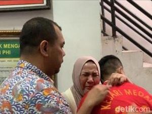 Momen Anak AKBP Achiruddin Peluk-Minta Maaf ke Ibu & Ayah Ken Admiral