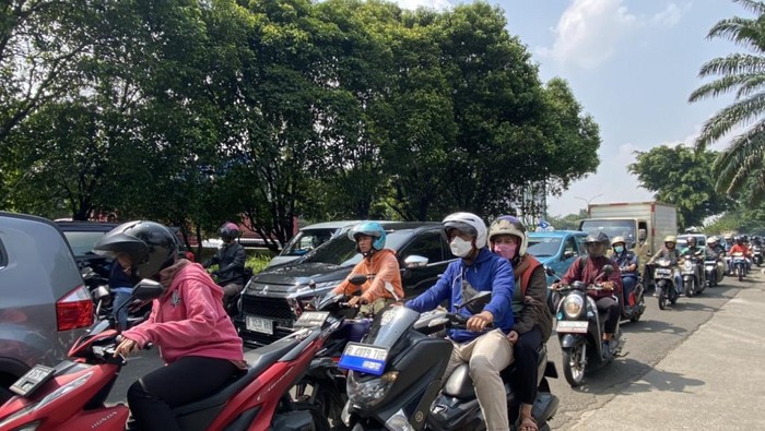 Warga Usul Lampu Merah Jl Tb Simatupang Pakai Teknologi Al Urai Kemacetan